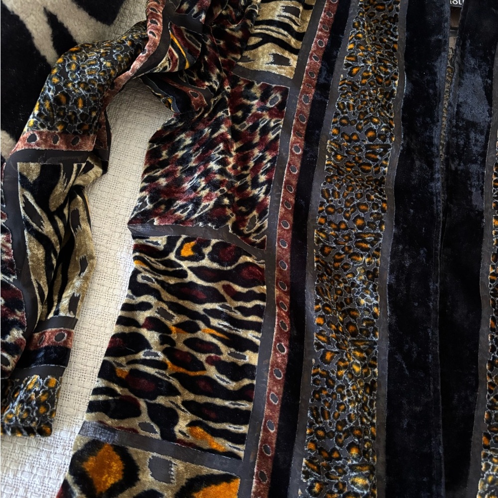 Carole Little mixed leopard burnout leopard kimono - Picture 8 of 8